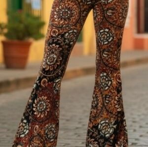 Free People ☆SUPER RARE☆ GARDENIA Printed Corduroy Flared Pants Sz.25 PRISTINE